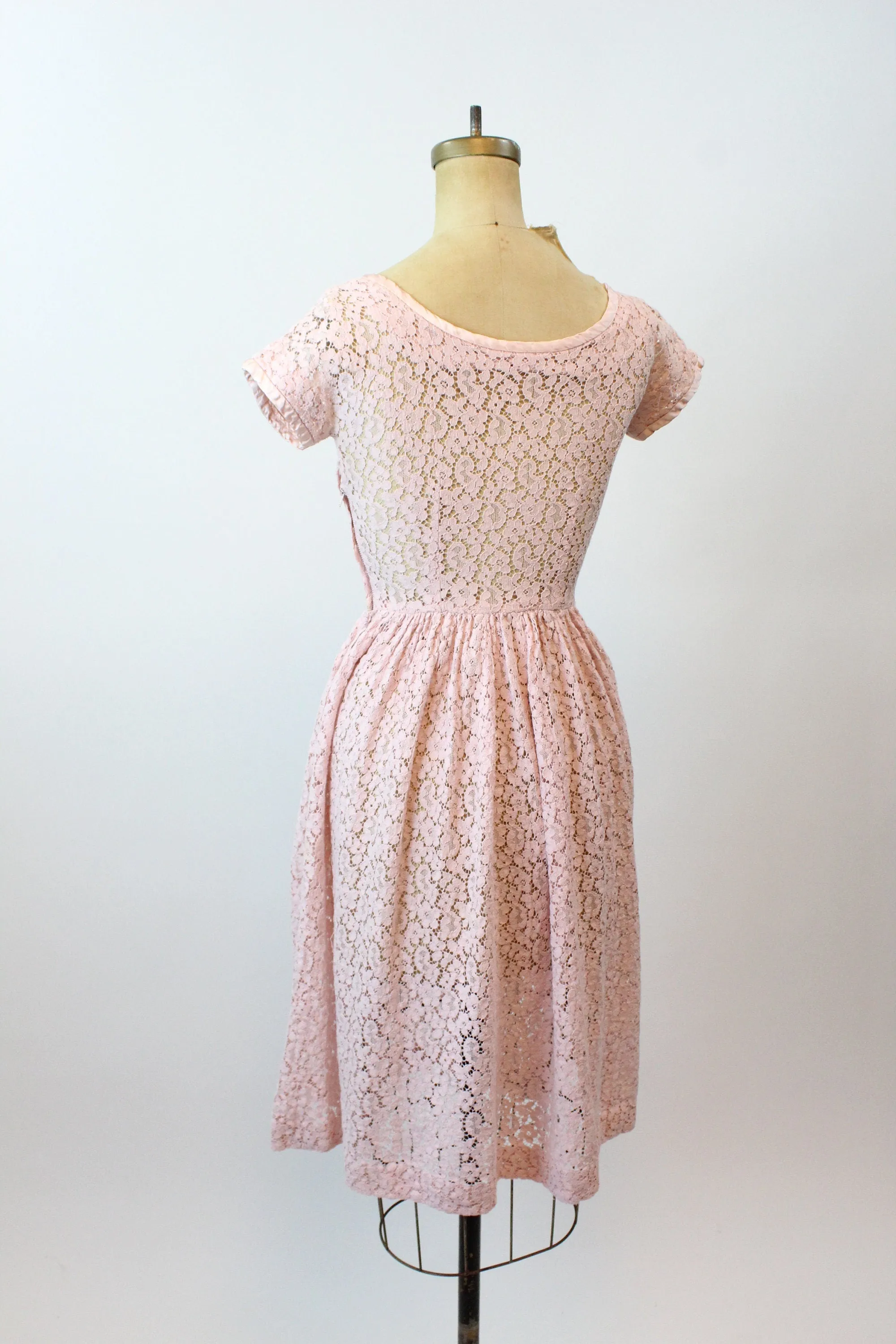 1950s BABY PINK cotton lace dress xs | new spring summer