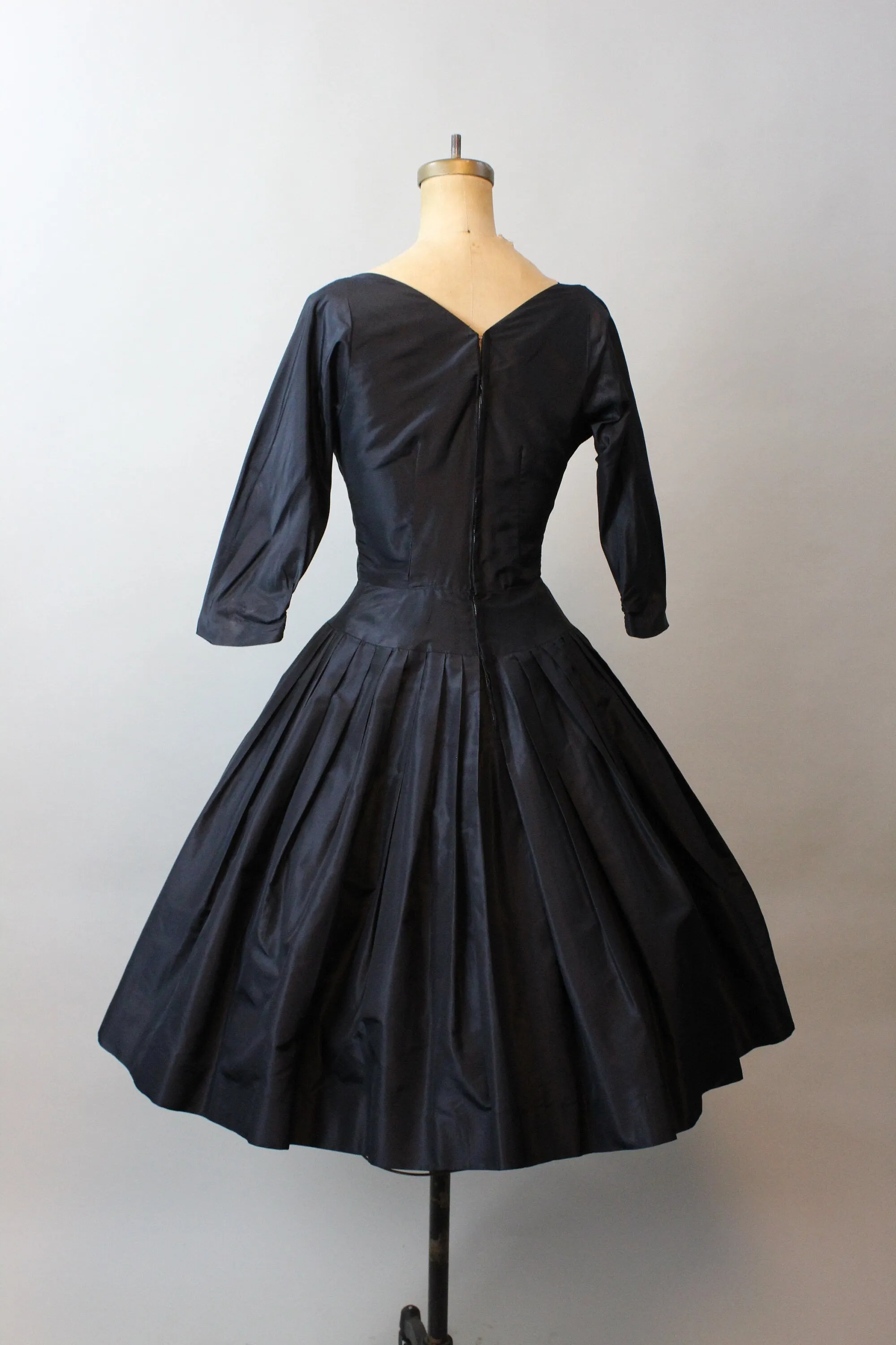 1950s SILK COCKTAIL dress xs | new fall