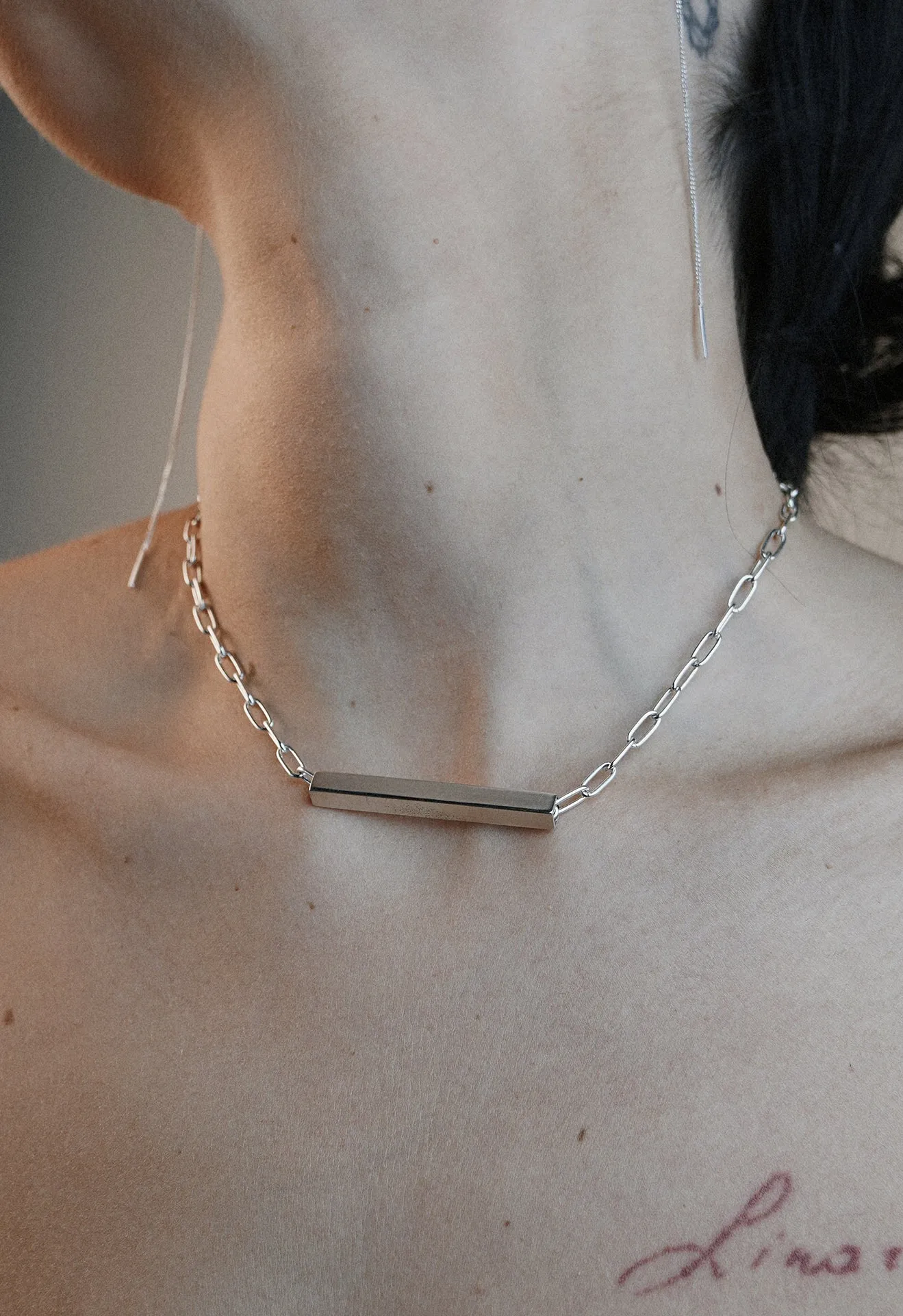 Bar Choker Silver