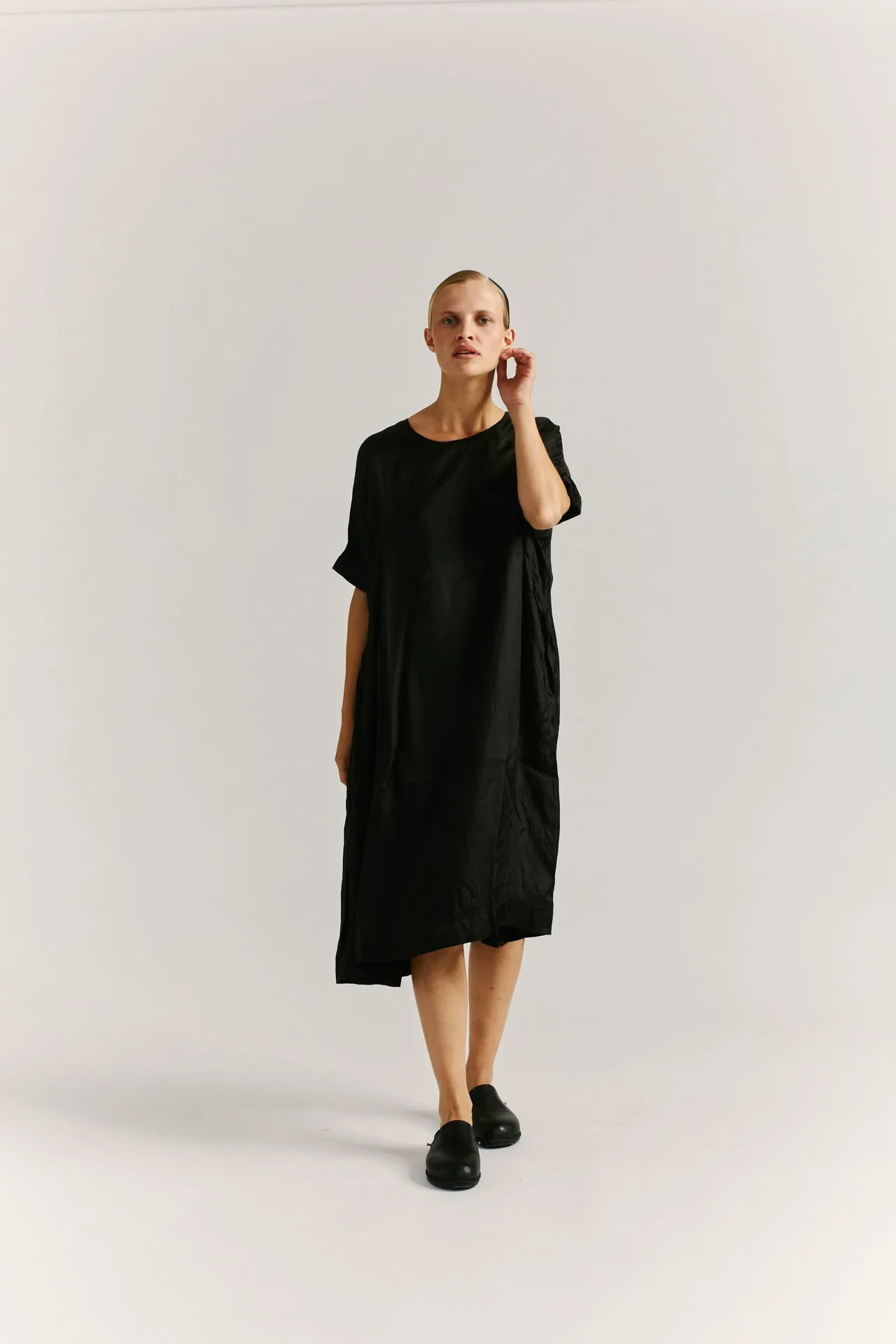 CAMISOLE DRESS - SYNABEL TWILL - BLACK