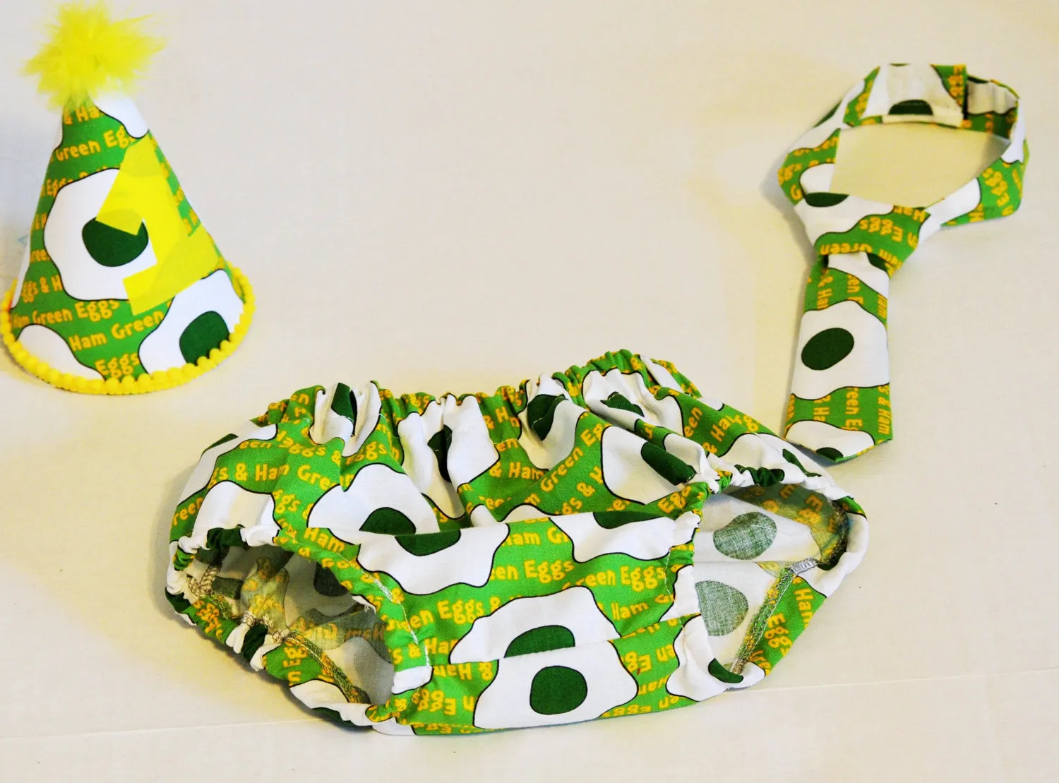 Dr Seuss cake smash outfit with Necktie Party Hat & Diaper Cover/ Green Eggs and Ham cake smash first birthday photo prop, birthday outfit