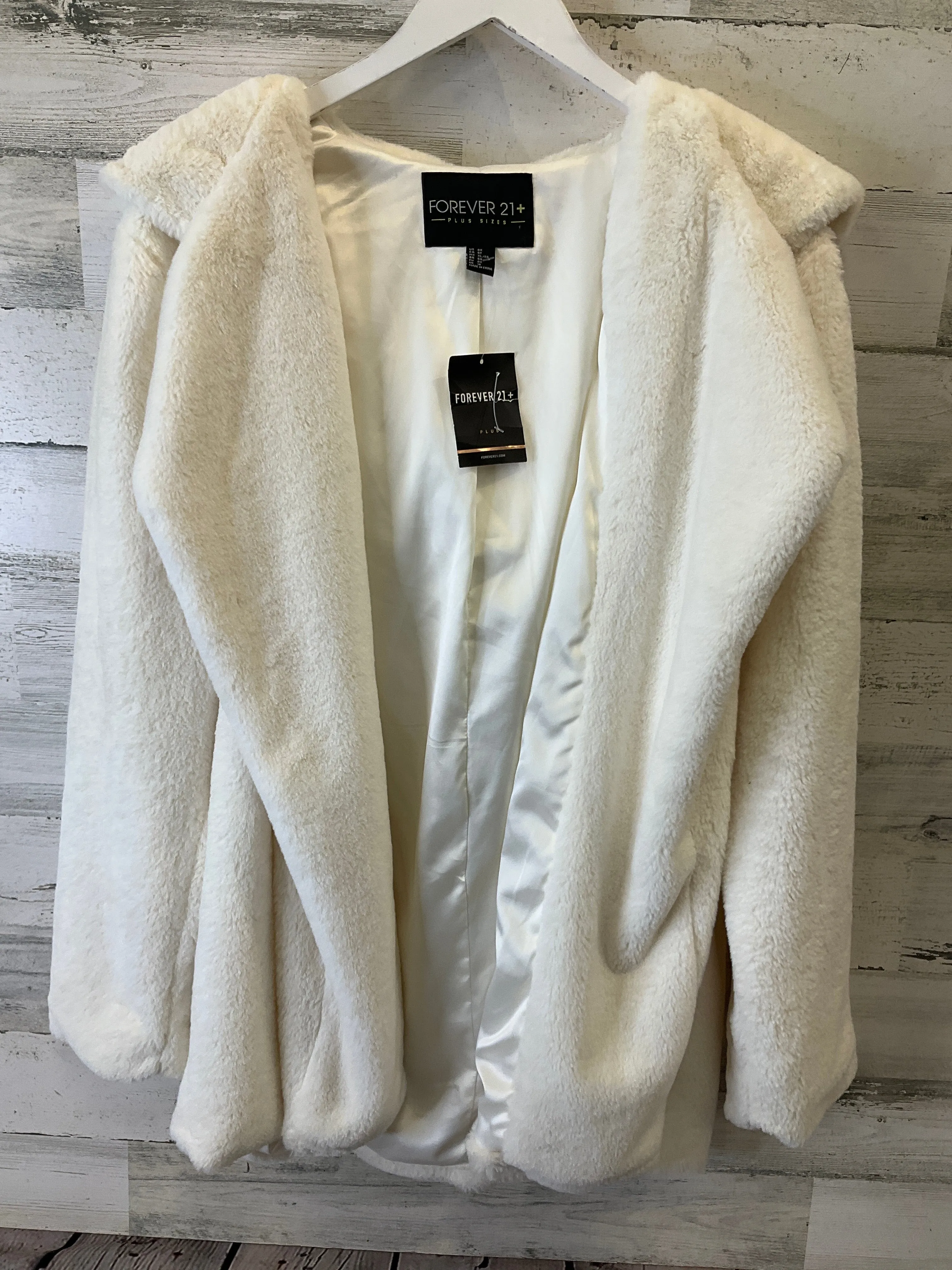 Jacket Faux Fur & Sherpa By Forever 21 In White, Size: Xl