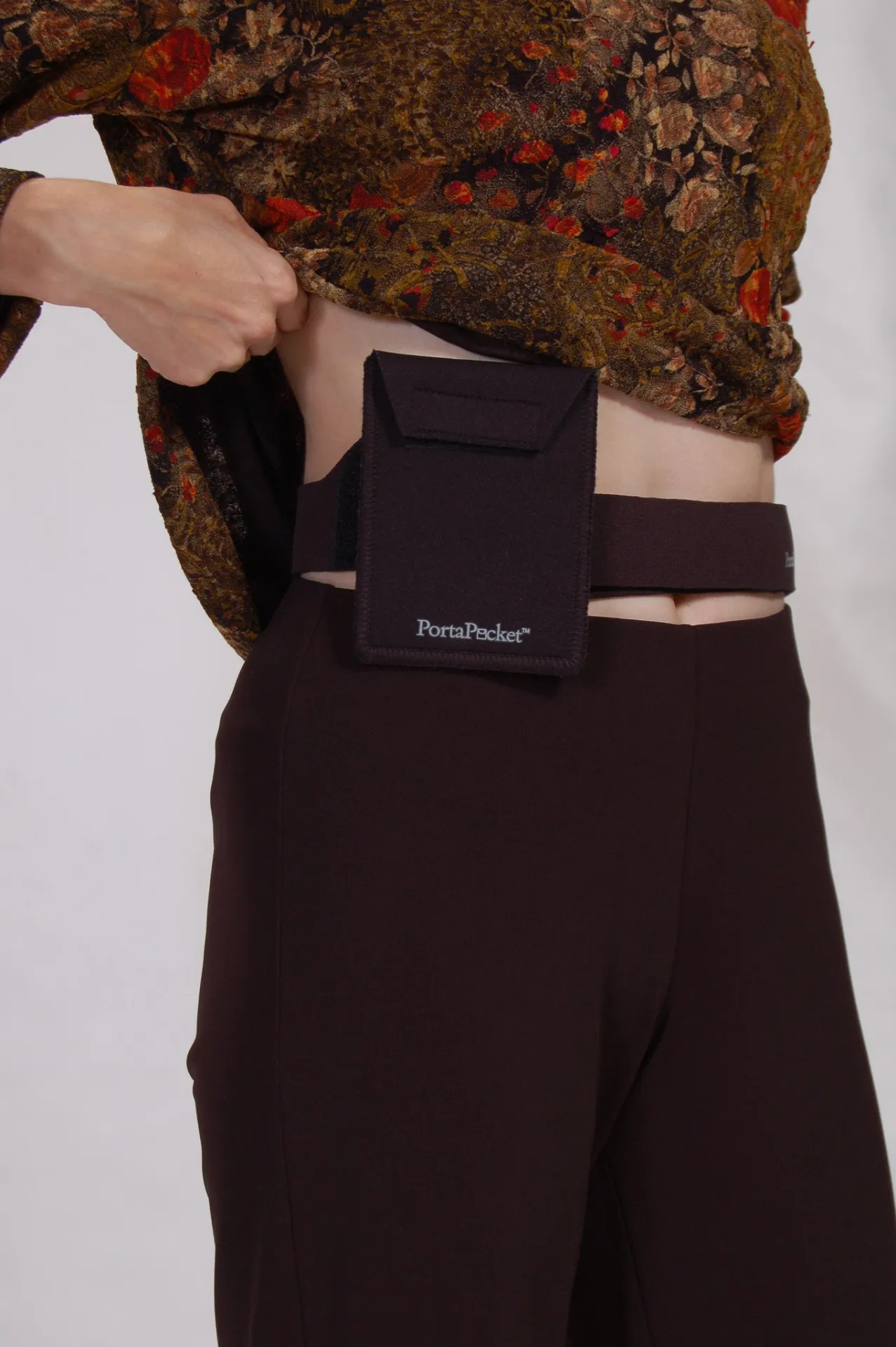 PortaPocket Waist Belt & Pocket Kit - Hands-Free Way to Wear Your Passport or Cell