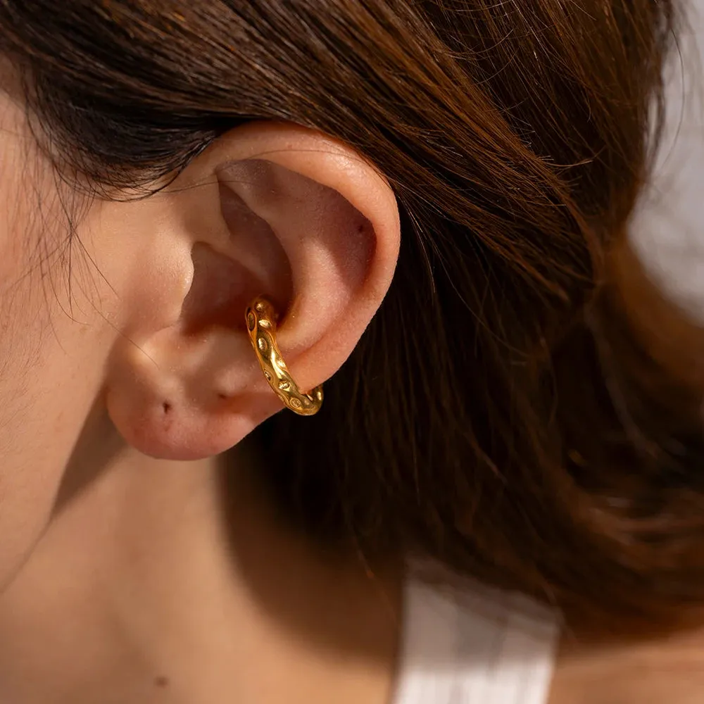 Rugged 18k Gold Ear Cuff Set