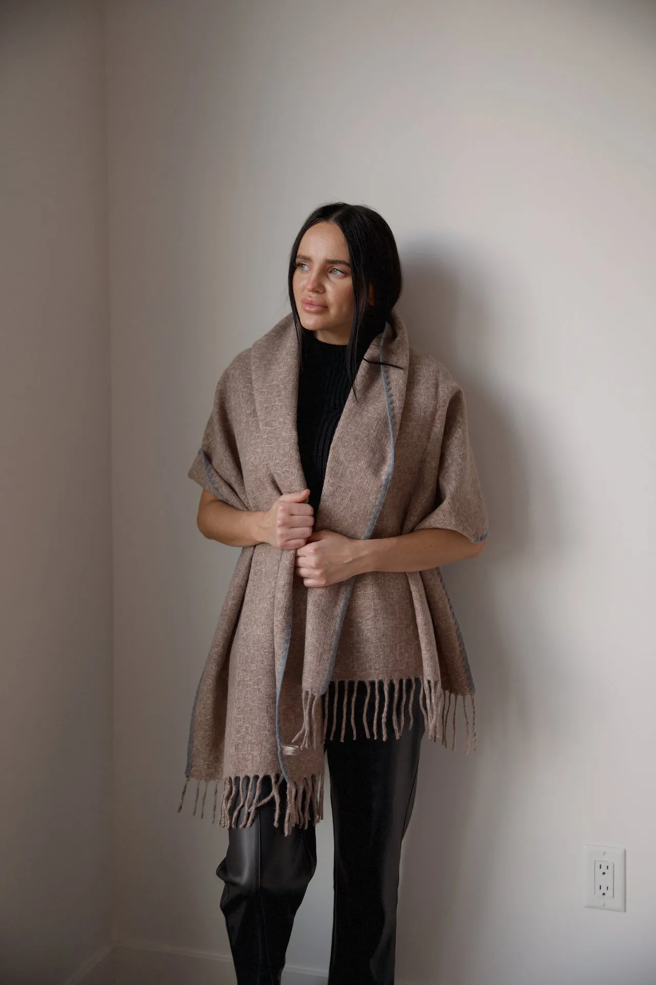 Scallop Stitch Fringe Scarf