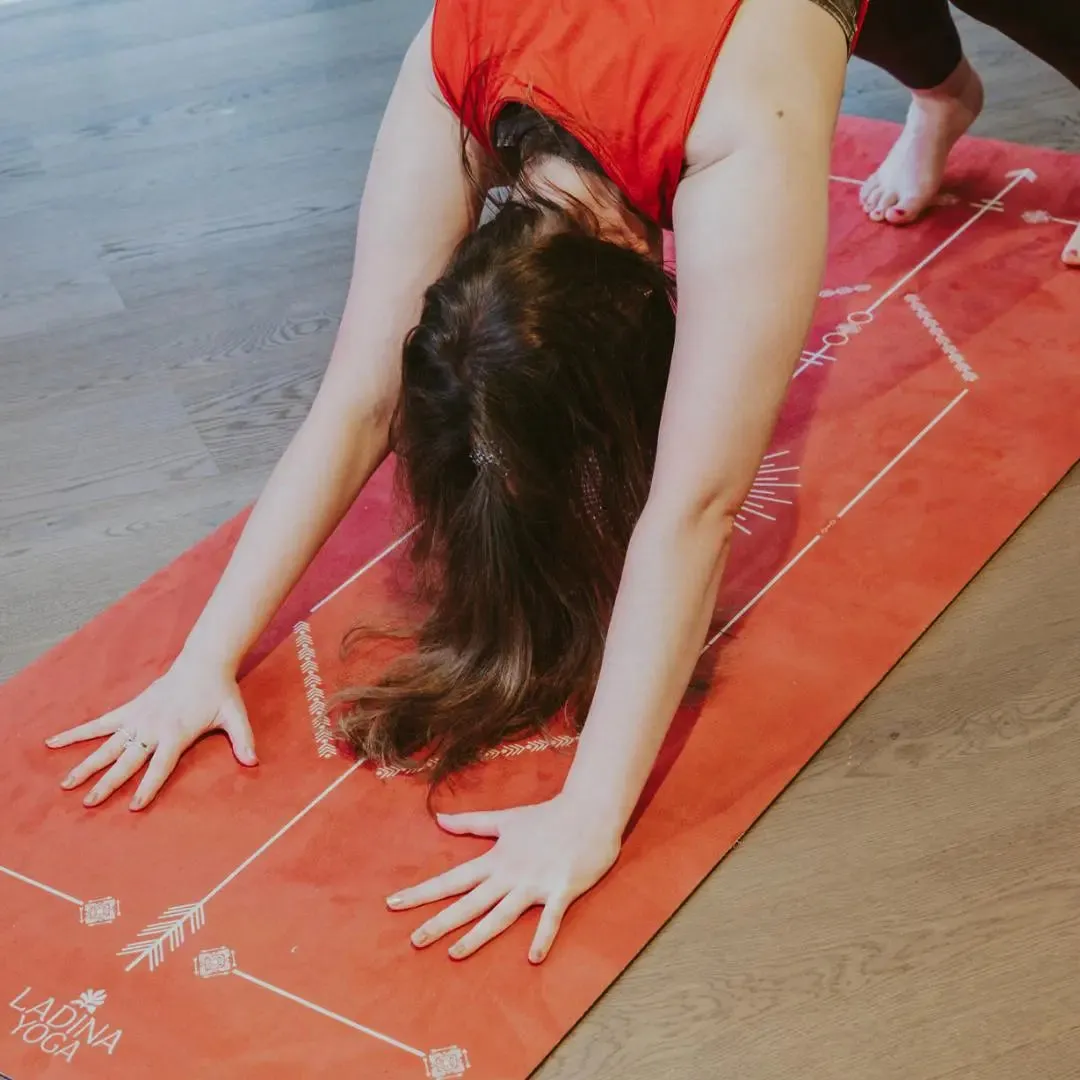 Warrior Red Velvet - Sustainable Yoga Mat