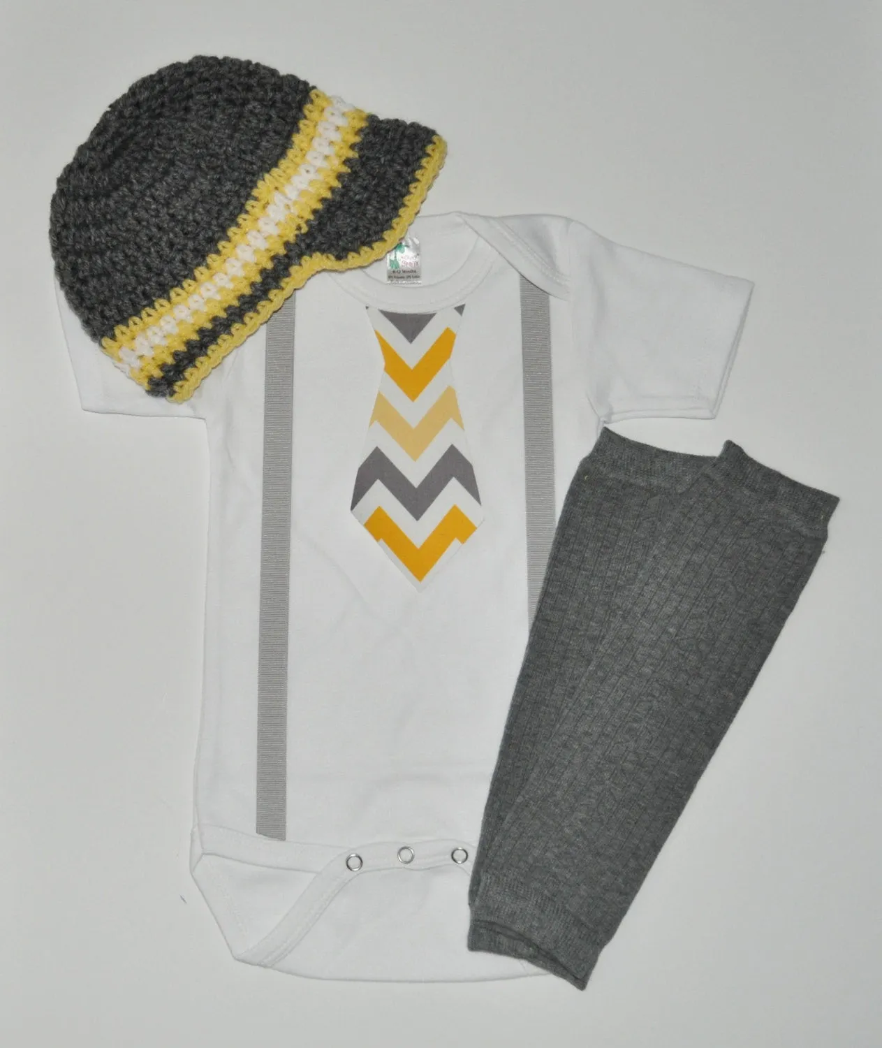 yellow and gray chevron cake smash, newspaper boy hat,  birthday outfit, smash cake outfit, legwarmers